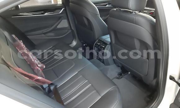 Acheter Occasion Voiture BMW 5–Series Blanc à Maseru, Maseru Acheter Occasion Voiture BMW 5–Series Blanc à Maseru, Maseru