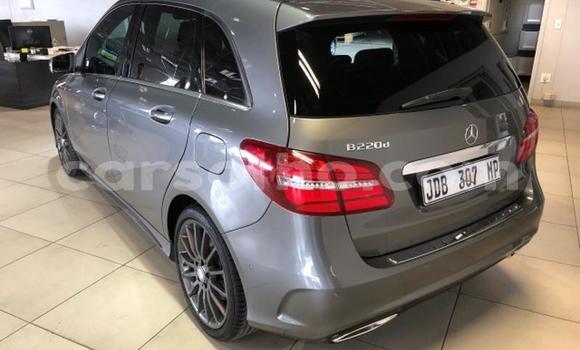 Buy Used Mercedes-Benz B-klasse Silver Car in Maseru in Maseru Buy Used Mercedes-Benz B-klasse Silver Car in Maseru in Maseru