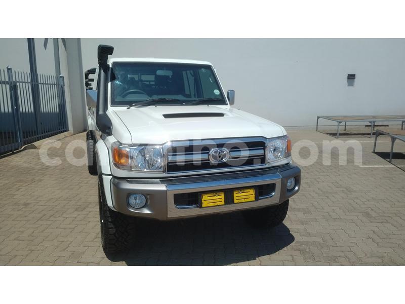 Big with watermark toyota land cruiser maseru maseru 13105