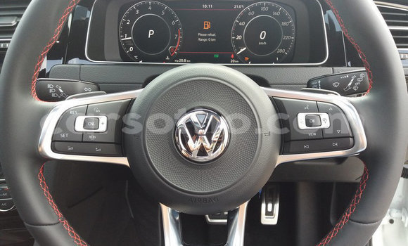 اشتري مستعمل Volkswagen Golf GTI White سيارة في Maseru في Maseru اشتري مستعمل Volkswagen Golf GTI White سيارة في Maseru في Maseru