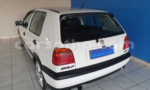 Sayi Na hannu Volkswagen Golf White Mota in Maseru a Maseru Sayi Na hannu Volkswagen Golf White Mota in Maseru a Maseru