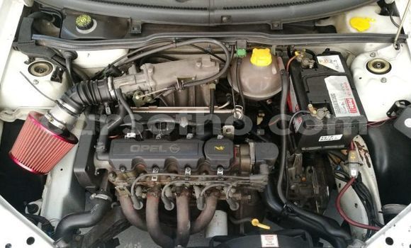 اشتري مستعمل Opel Corsa White سيارة في Maseru في Maseru اشتري مستعمل Opel Corsa White سيارة في Maseru في Maseru