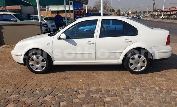 Sayi Na hannu Volkswagen Jetta White Mota in Maseru a Maseru Sayi Na hannu Volkswagen Jetta White Mota in Maseru a Maseru