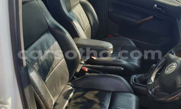 Sayi Na hannu Volkswagen Jetta White Mota in Maseru a Maseru Sayi Na hannu Volkswagen Jetta White Mota in Maseru a Maseru