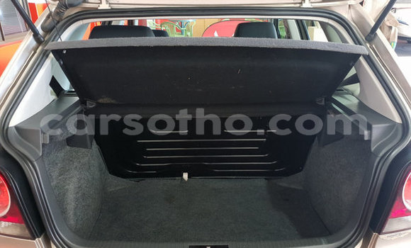 اشتري مستعمل Volkswagen Polo Beige سيارة في Hlotse في Leribe اشتري مستعمل Volkswagen Polo Beige سيارة في Hlotse في Leribe