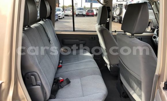 Sayi Na hannu Toyota Land Cruiser Blue Mota in Mafeteng a Mafeteng Sayi Na hannu Toyota Land Cruiser Blue Mota in Mafeteng a Mafeteng