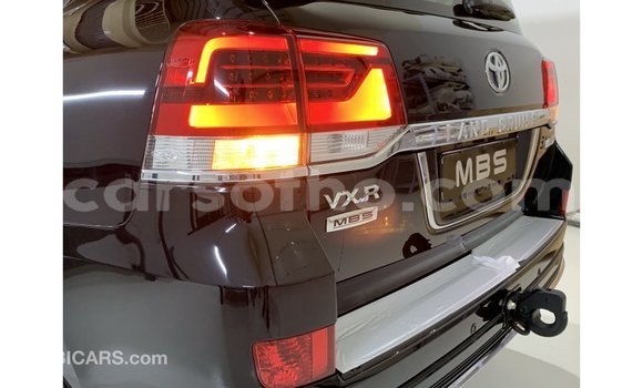 اشتري Imported Toyota Land Cruiser Black سيارة في Import - Dubai في Maseru اشتري Imported Toyota Land Cruiser Black سيارة في Import - Dubai في Maseru