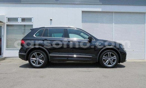اشتري مستعمل Volkswagen Tiguan Silver سيارة في Mafeteng في Mafeteng اشتري مستعمل Volkswagen Tiguan Silver سيارة في Mafeteng في Mafeteng
