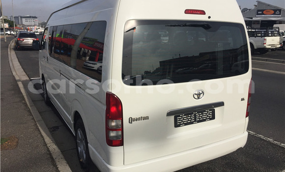 Sayi Na hannu Toyota Sprinter White Mota in Maseru a Maseru Sayi Na hannu Toyota Sprinter White Mota in Maseru a Maseru