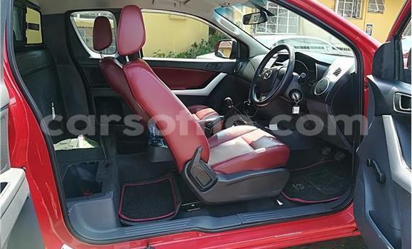 Acheter Occasion Voiture Mazda BT-50 Rouge à Maseru, Maseru Acheter Occasion Voiture Mazda BT-50 Rouge à Maseru, Maseru