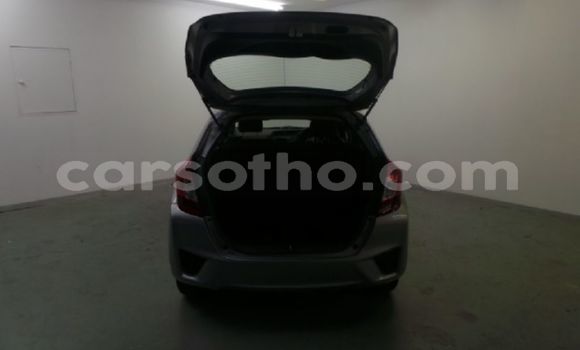 Buy Used Honda Jazz Silver Car in Peka in Leribe Buy Used Honda Jazz Silver Car in Peka in Leribe