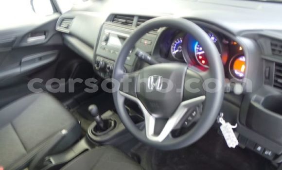 Buy Used Honda Jazz Silver Car in Peka in Leribe Buy Used Honda Jazz Silver Car in Peka in Leribe