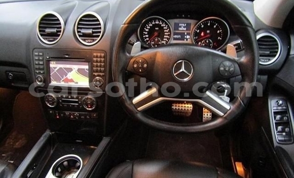 اشتري مستعمل Mercedes-Benz ML–Class White سيارة في Hlotse في Leribe اشتري مستعمل Mercedes-Benz ML–Class White سيارة في Hlotse في Leribe