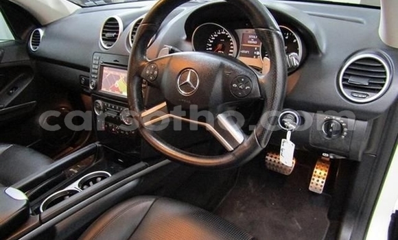 اشتري مستعمل Mercedes-Benz ML–Class White سيارة في Hlotse في Leribe اشتري مستعمل Mercedes-Benz ML–Class White سيارة في Hlotse في Leribe