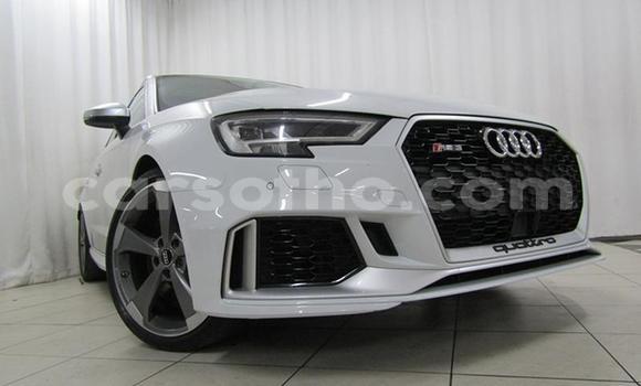 Acheter Occasion Voiture Audi RS3 Blanc à Maseru, Maseru Acheter Occasion Voiture Audi RS3 Blanc à Maseru, Maseru