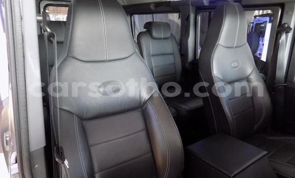 اشتري مستعمل Land Rover Defender Black سيارة في Maseru في Maseru اشتري مستعمل Land Rover Defender Black سيارة في Maseru في Maseru