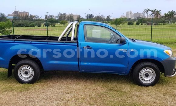 Buy Used Toyota Hilux Blue Car in Maseru in Maseru Buy Used Toyota Hilux Blue Car in Maseru in Maseru