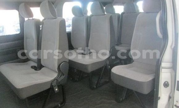 Sayi Na hannu Toyota Allex White Mota in Mokhotlong a Berea Sayi Na hannu Toyota Allex White Mota in Mokhotlong a Berea