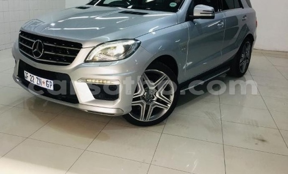 Sayi Na hannu Mercedes-Benz ML–Class Silver Mota in Hlotse a Leribe Sayi Na hannu Mercedes-Benz ML–Class Silver Mota in Hlotse a Leribe