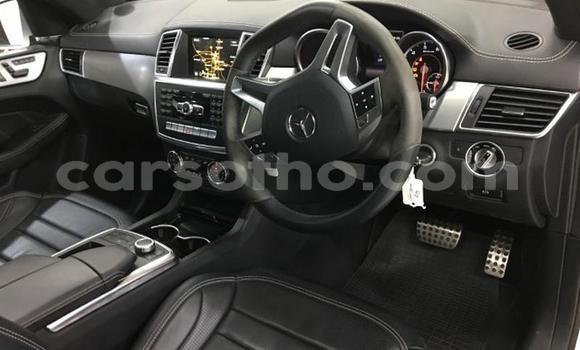Sayi Na hannu Mercedes-Benz ML–Class Silver Mota in Hlotse a Leribe Sayi Na hannu Mercedes-Benz ML–Class Silver Mota in Hlotse a Leribe