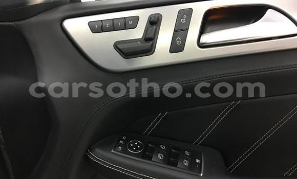 Sayi Na hannu Mercedes-Benz ML–Class Silver Mota in Hlotse a Leribe Sayi Na hannu Mercedes-Benz ML–Class Silver Mota in Hlotse a Leribe