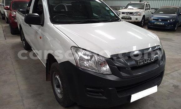 Acheter Occasion Voiture Isuzu KB Blanc à Butha Buthe, Butha-Buthe Acheter Occasion Voiture Isuzu KB Blanc à Butha Buthe, Butha-Buthe
