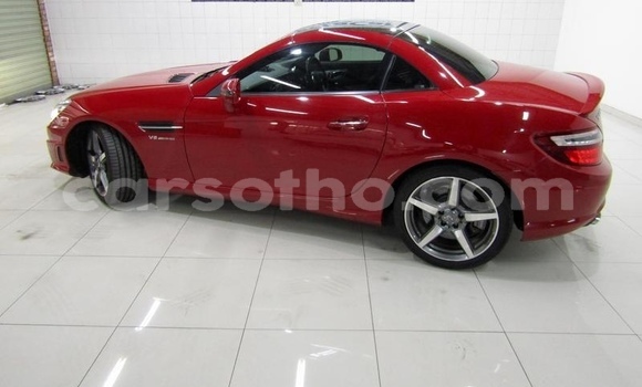 Sayi Na hannu Mercedes-Benz SLS AMG Red Mota in Hlotse a Leribe Sayi Na hannu Mercedes-Benz SLS AMG Red Mota in Hlotse a Leribe