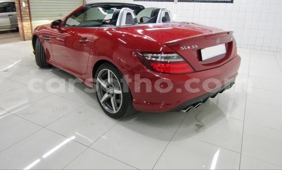 Sayi Na hannu Mercedes-Benz SLS AMG Red Mota in Hlotse a Leribe Sayi Na hannu Mercedes-Benz SLS AMG Red Mota in Hlotse a Leribe