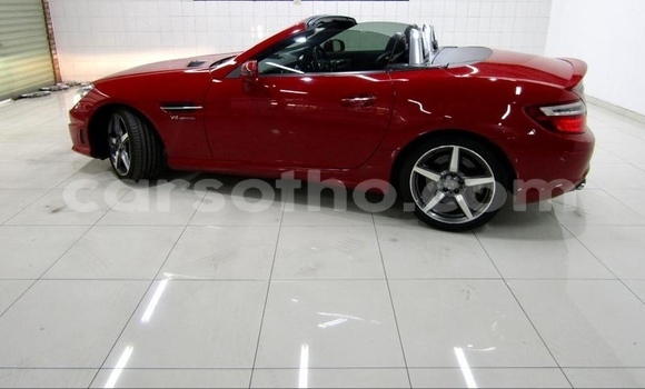 Sayi Na hannu Mercedes-Benz SLS AMG Red Mota in Hlotse a Leribe Sayi Na hannu Mercedes-Benz SLS AMG Red Mota in Hlotse a Leribe