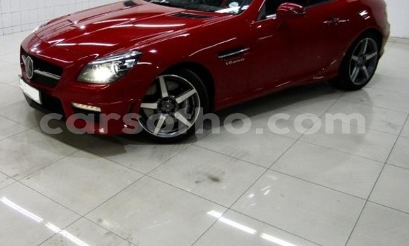 Sayi Na hannu Mercedes-Benz SLS AMG Red Mota in Hlotse a Leribe Sayi Na hannu Mercedes-Benz SLS AMG Red Mota in Hlotse a Leribe