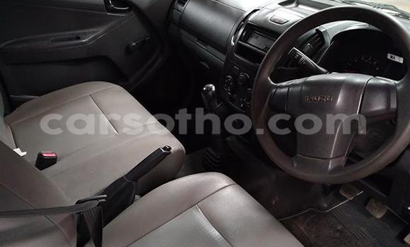 Acheter Occasion Voiture Isuzu KB Blanc à Butha Buthe, Butha-Buthe Acheter Occasion Voiture Isuzu KB Blanc à Butha Buthe, Butha-Buthe