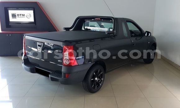 Buy Used Nissan NP 300 Black Car in Mafeteng in Mafeteng Buy Used Nissan NP 300 Black Car in Mafeteng in Mafeteng