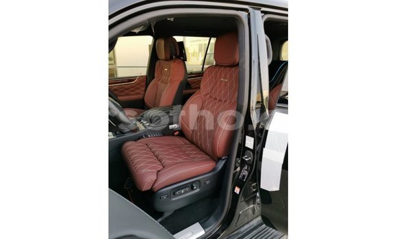 اشتري Imported Lexus LX Black سيارة في Import - Dubai في Maseru اشتري Imported Lexus LX Black سيارة في Import - Dubai في Maseru