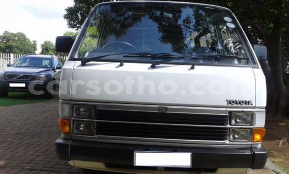 Sayi Na hannu Toyota Hiace White Mota in Maputsoa a Leribe Sayi Na hannu Toyota Hiace White Mota in Maputsoa a Leribe