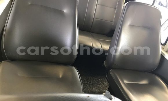 Acheter Occasion Voiture Toyota Land Cruiser Blanc à Butha–Buthe, Thaba-Tseka Acheter Occasion Voiture Toyota Land Cruiser Blanc à Butha–Buthe, Thaba-Tseka