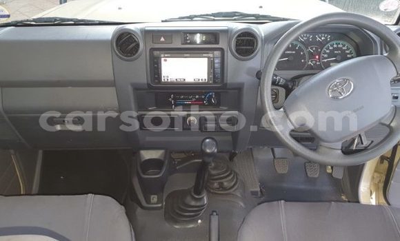 Buy Used Toyota Land Cruiser Brown Car in Maseru in Maseru Buy Used Toyota Land Cruiser Brown Car in Maseru in Maseru