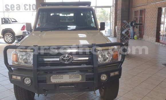Buy Used Toyota Land Cruiser Brown Car in Maseru in Maseru Buy Used Toyota Land Cruiser Brown Car in Maseru in Maseru