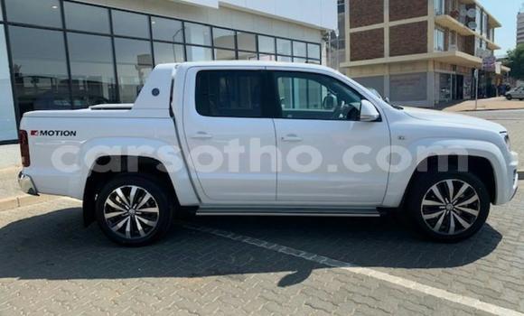 Sayi Na hannu Volkswagen Amarok White Mota in Maseru a Maseru Sayi Na hannu Volkswagen Amarok White Mota in Maseru a Maseru