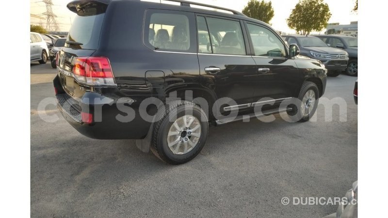 Big with watermark toyota land cruiser maseru import dubai 13260