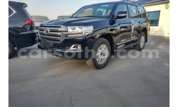Acheter Import Voiture Toyota Land Cruiser Noir à Import - Dubai, Maseru Acheter Import Voiture Toyota Land Cruiser Noir à Import - Dubai, Maseru