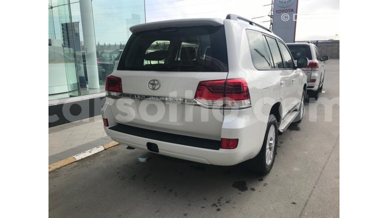 Big with watermark toyota land cruiser maseru import dubai 13262