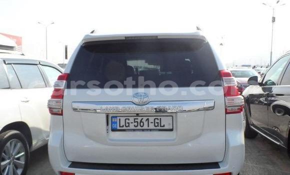 Acheter Occasion Voiture Toyota Prado Blanc à Butha–Buthe, Thaba-Tseka Acheter Occasion Voiture Toyota Prado Blanc à Butha–Buthe, Thaba-Tseka