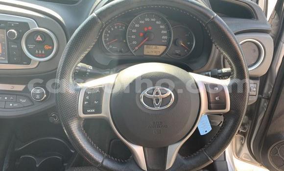 Sayi Na hannu Toyota Yaris Silver Mota in Maseru a Maseru Sayi Na hannu Toyota Yaris Silver Mota in Maseru a Maseru