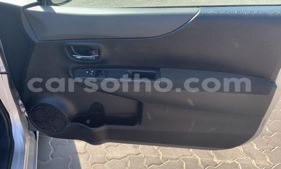 Sayi Na hannu Toyota Yaris Silver Mota in Maseru a Maseru Sayi Na hannu Toyota Yaris Silver Mota in Maseru a Maseru