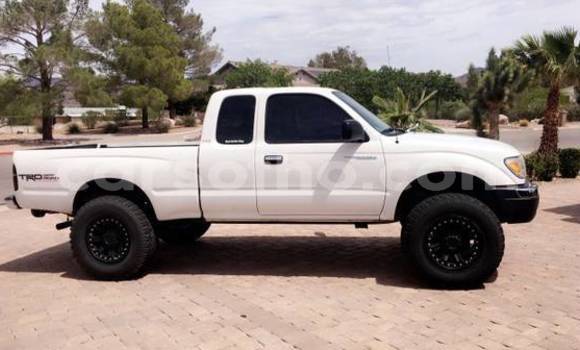 Sayi Imported Toyota 4Runner White Mota in Maseru a Maseru Sayi Imported Toyota 4Runner White Mota in Maseru a Maseru