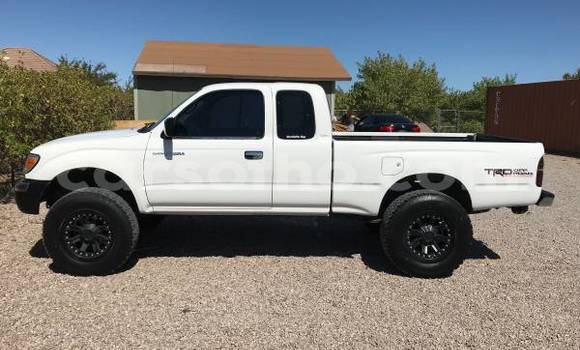 Sayi Imported Toyota 4Runner White Mota in Maseru a Maseru Sayi Imported Toyota 4Runner White Mota in Maseru a Maseru