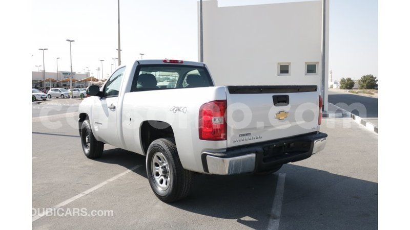 Big with watermark chevrolet silverado maseru import dubai 13296