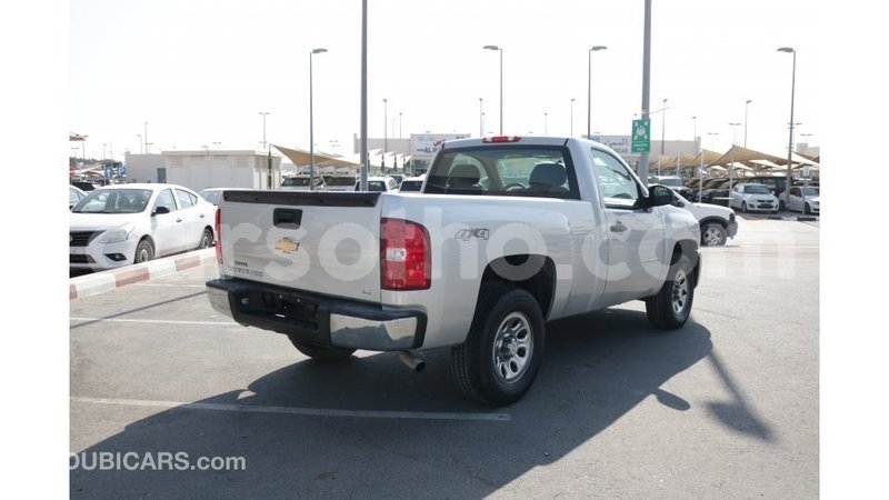 Big with watermark chevrolet silverado maseru import dubai 13296