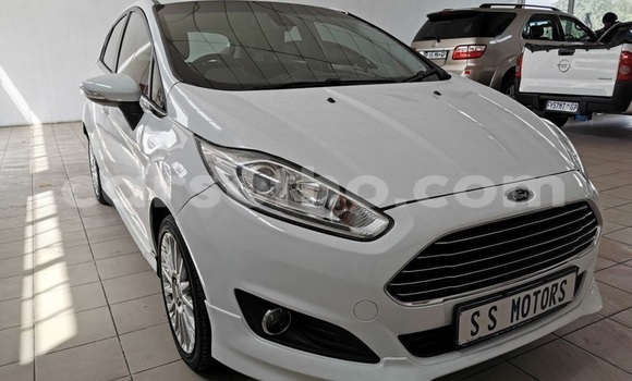 Acheter Occasion Voiture Ford Fiesta Blanc à Hlotse, Leribe Acheter Occasion Voiture Ford Fiesta Blanc à Hlotse, Leribe