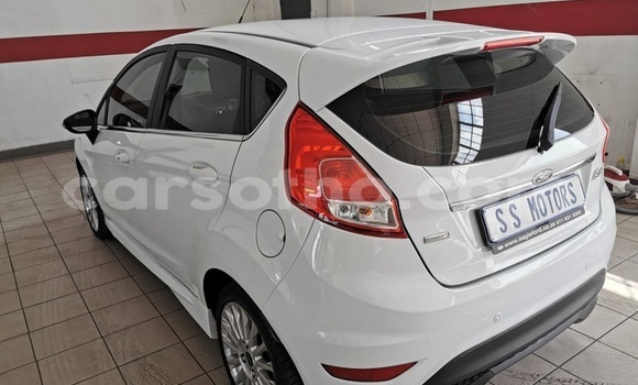 Acheter Occasion Voiture Ford Fiesta Blanc à Hlotse, Leribe Acheter Occasion Voiture Ford Fiesta Blanc à Hlotse, Leribe